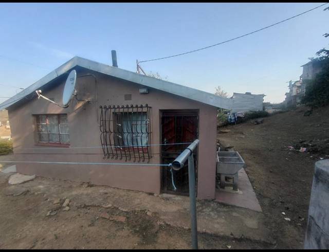 2 BEDROOM PROPERTY TO RENT IN UMLAZI B